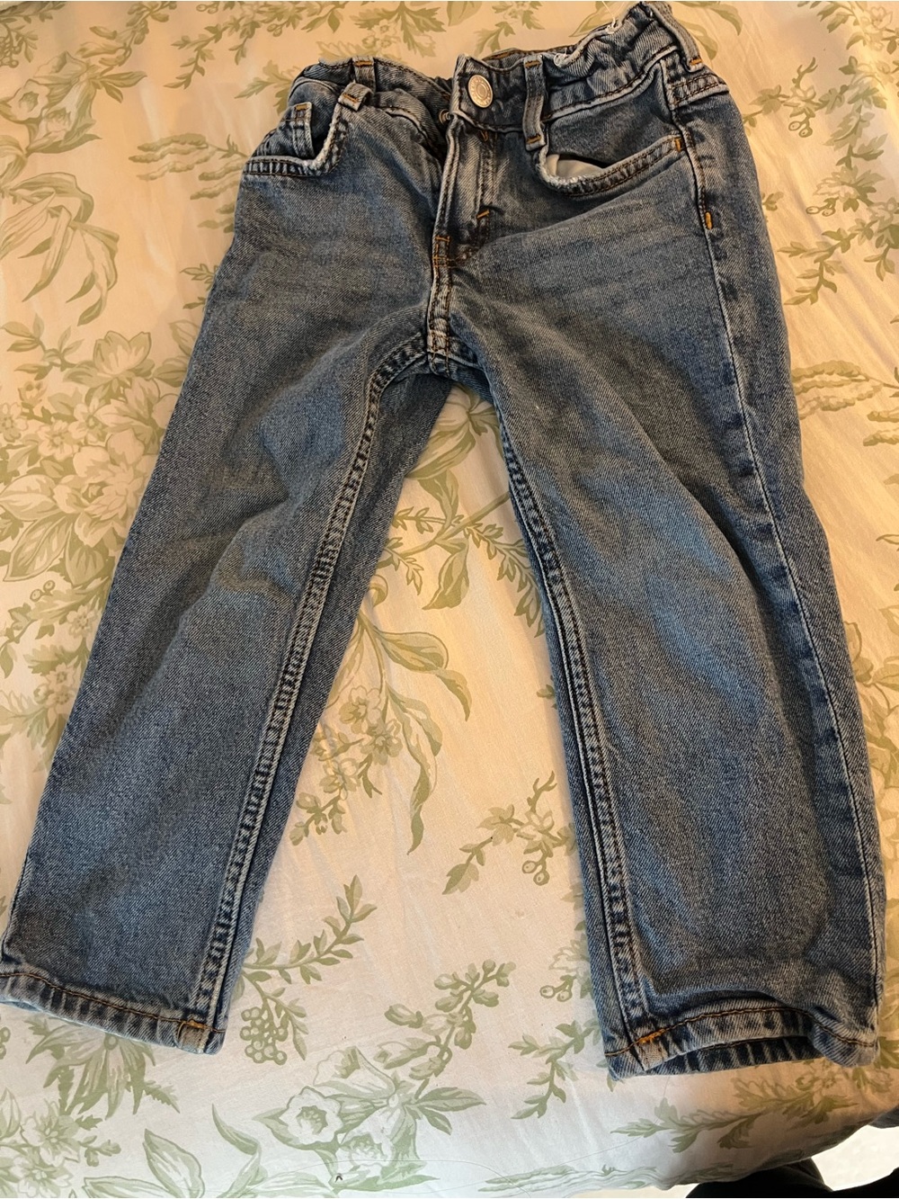 4 Pack Toddler Boy Jeans Size 3T Denim Pants - Picture 1 of 10